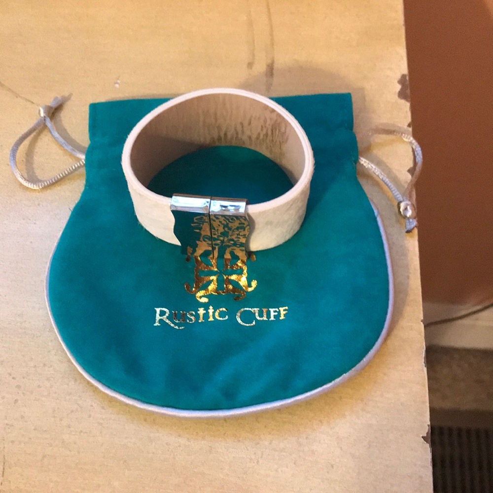 Rustic cuff cuff